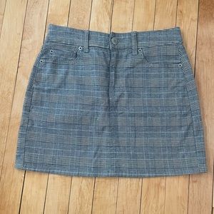 Plaid mini skirt